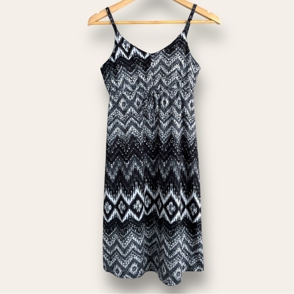 Kyodan A-Line Summer Dress Empire Waist Chevron Print Black White Grey - Picture 4 of 16